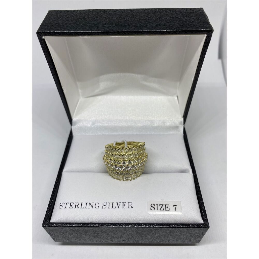Tiara .925 Sterling Silver Cubic Zirconia SRZ1400GP Ring MSRP $135 NM181